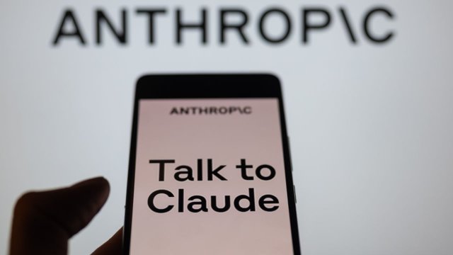 Claude AI